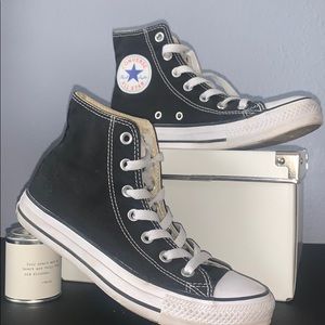 Black High Top Converse Women’s 7!